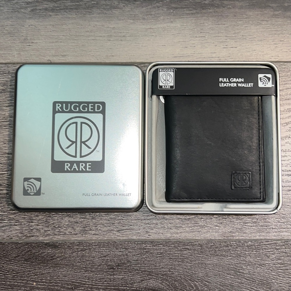 Genuine Leather Billfold Wallet in a original box - BLACK